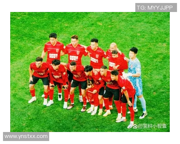 球迷调侃球星失误不断笑料频出犀利吐槽令人捧腹